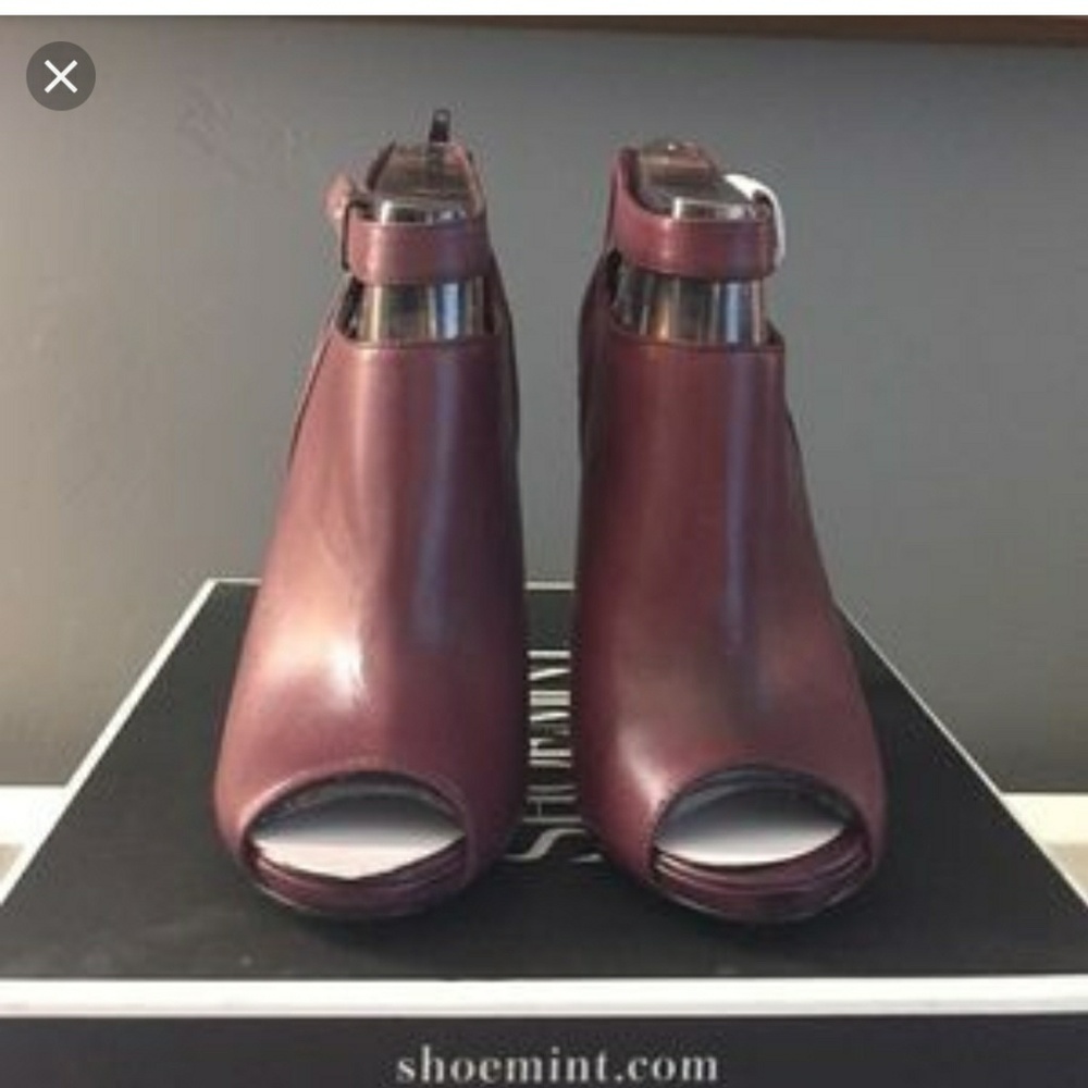 Ankle booties